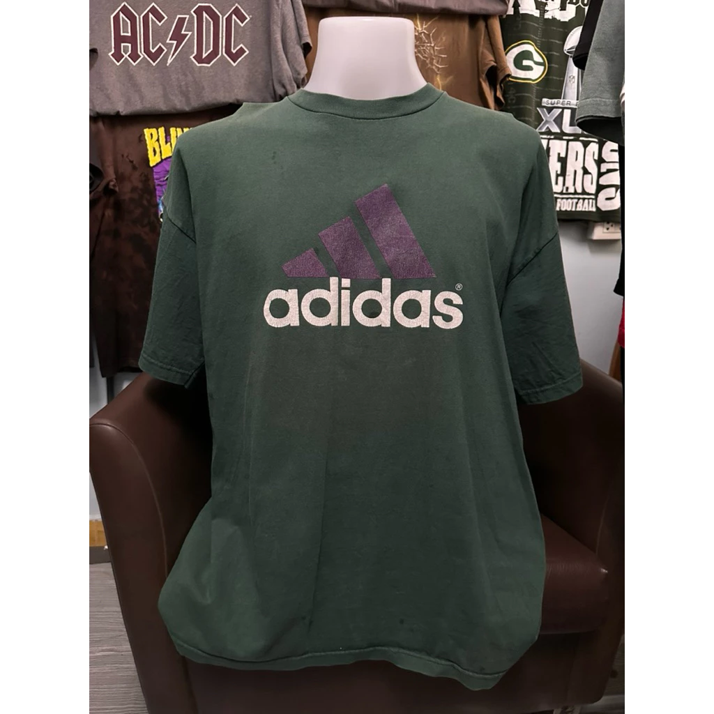 เสื้อยืดวินเทจสีเขียวลายแบรนด์ Adi.das 90’s - Image 3